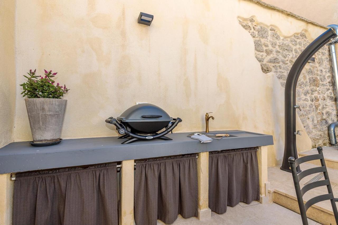 Casa Amelia In Pićan Exterior foto